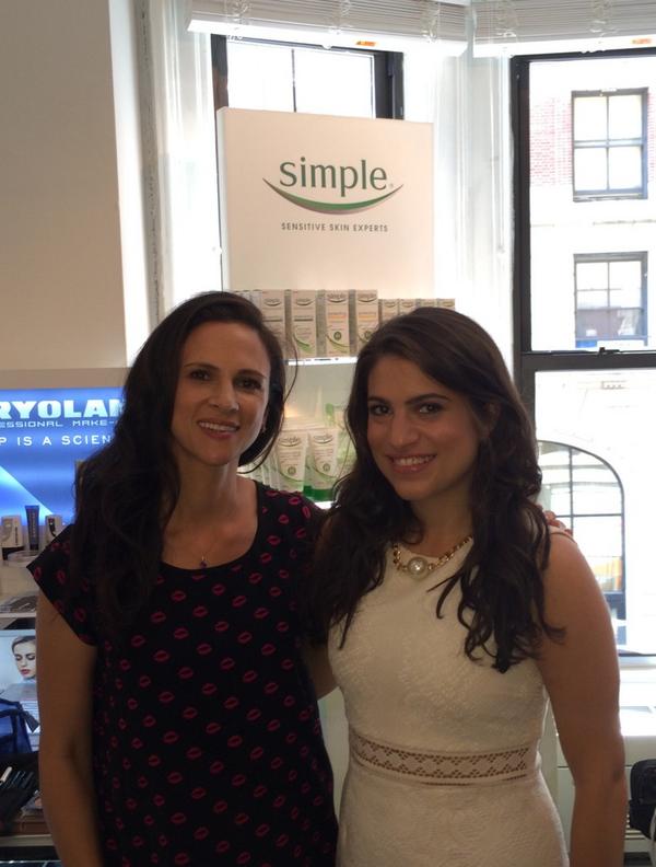 CaravanNYC's tweet photo. Wash away the day w/ @SimpleSkincare Having #NoMakeupWakeup is a great way to be #KindToSummerSkin Love seeing @LaLev http://t.co/WeKpGV40Hd