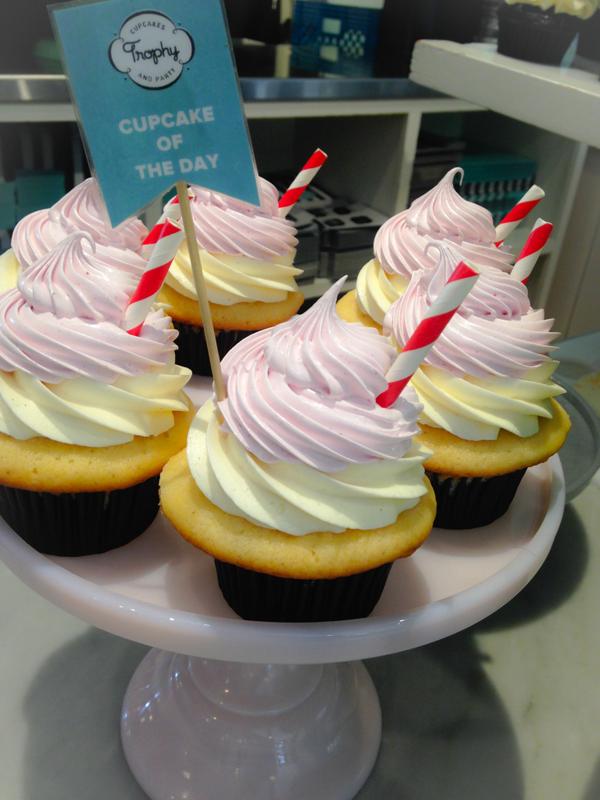 trophycupcakes's tweet photo. Happy Nat'l #raspberriesandcream day! We've got our super yummy #RaspberryMilkshake cupcakes to celebrate. #TodayOnly http://t.co/alVuckffCX