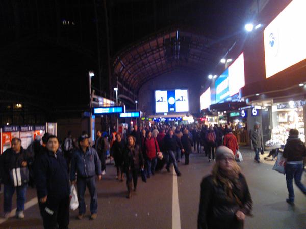 betaanton's tweet image. 63