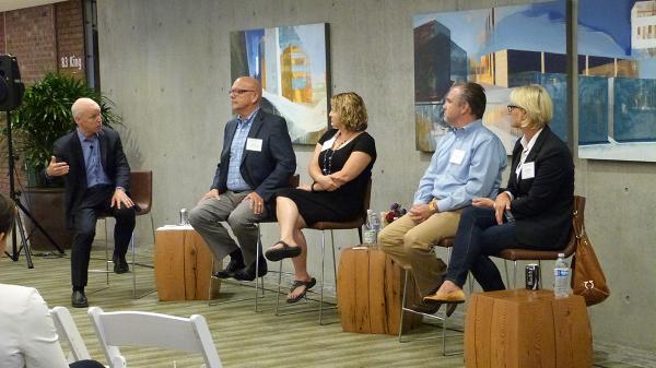 g86winters's tweet image. From our #EMCIsilon panel discussion on #LGBT #Equality last week. Thanks to everyone involved in making this happen.