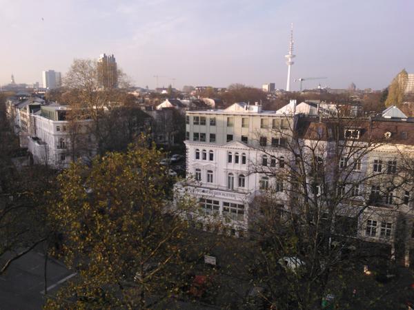 betaanton's tweet image. 68