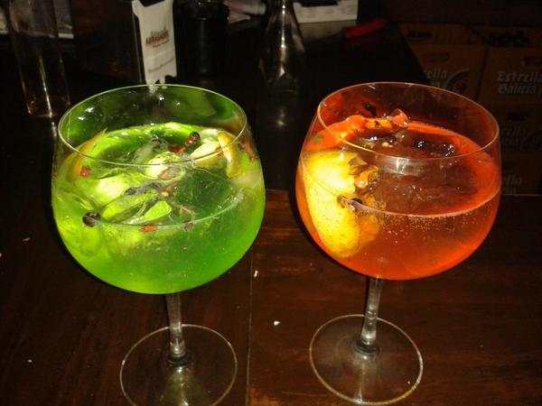 jaiserrno's tweet photo. Por fin un momento de relax en @MRondaCarcabuey  con @MariRomeVida http://t.co/eSYed9C0FC