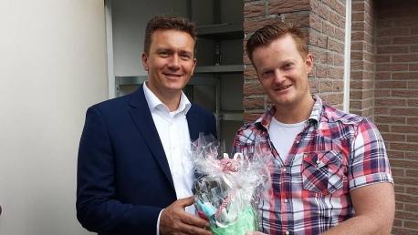 Nu op HoltensNieuws.nl: 100e starterslening toegekend #holten #nieuws is.gd/GeI9Pv