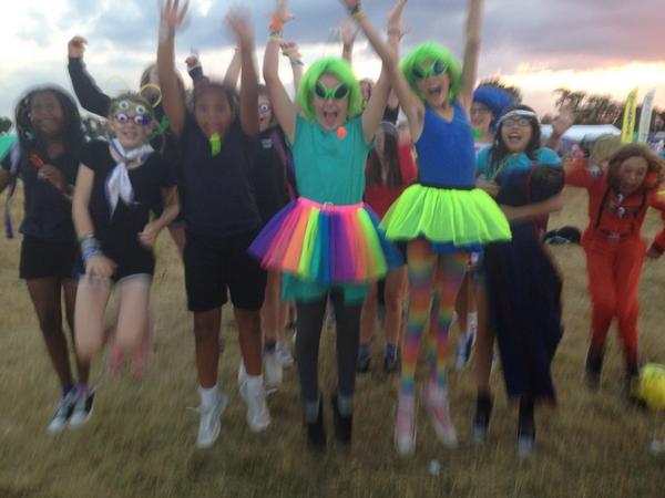 3rdWoodfordG's tweet photo. Before and after we turned off the gravity control for the party in our space sub camp #wings2014 @WINGS2014_Space http://t.co/C6fubX70zd