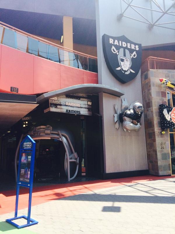 RudeBwoyRas's tweet image. Home Sweet Home.. #Hollywood  #CityWalk #RaiderImage