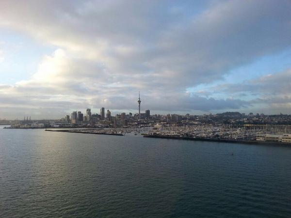 JoTurleyNZ's tweet photo. My journey to work! #lovethiscity http://t.co/0EA0pc7Gyf