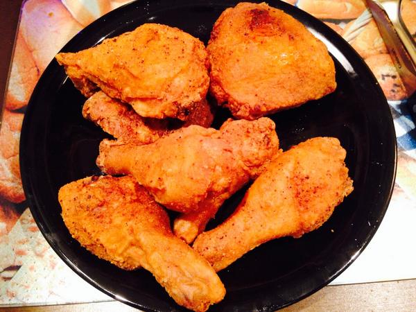 _personal_chef's tweet photo. Southern fried chicken.. http://t.co/qWpD9RHmEz