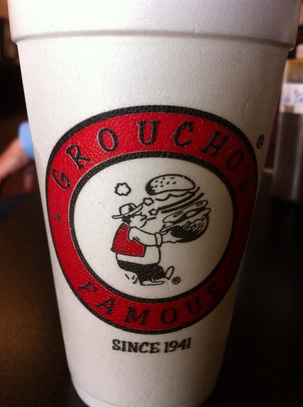 DCUNITED4's tweet photo. Y'all should come support our local Groucho's! #hometown #grouchos #purebliss @TheBigTeal http://t.co/9RzNBkArto