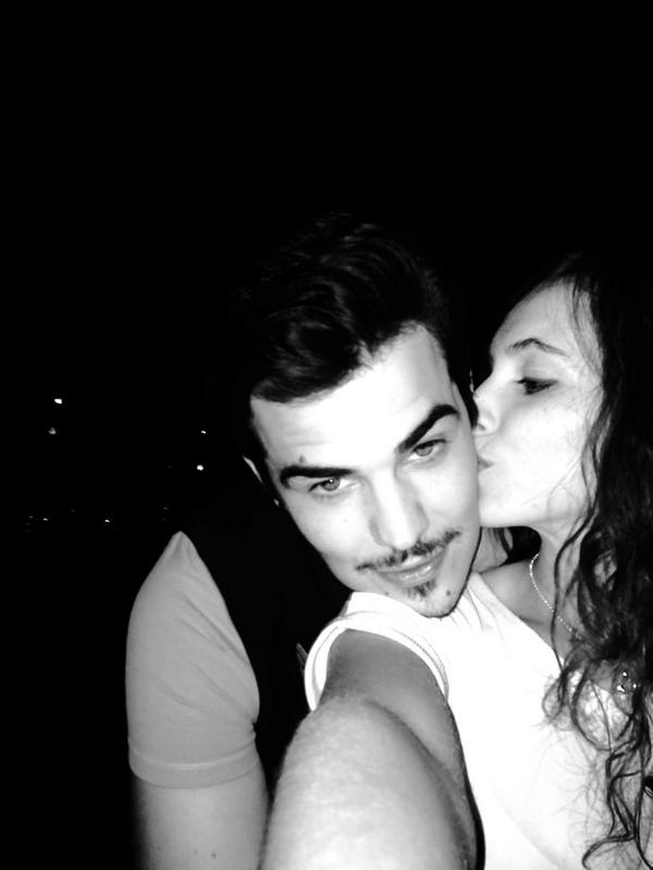 GemaTostarica's tweet photo. @Rubnpiri jajajaj y yo a ti cosa tonta!! Hasta mañana mi vida! http://t.co/h4deZpXFyL