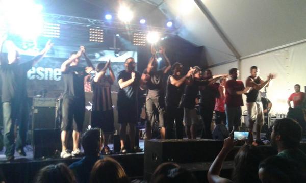LeireAtxikallen's tweet photo. Esne Beltza erromon onenaaa! http://t.co/7IqodDg3ir