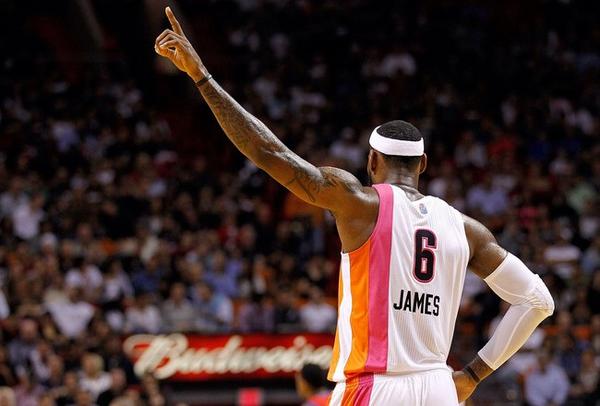 OldSchoolUnis's tweet photo. Miami Heat http://t.co/eInPHI2R2c