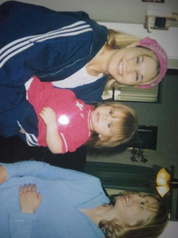 QueenaAnne's tweet image. Kids