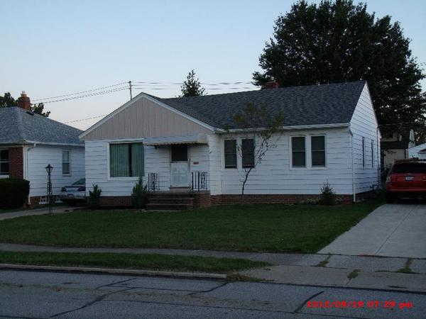 offbasehousing tweet picture