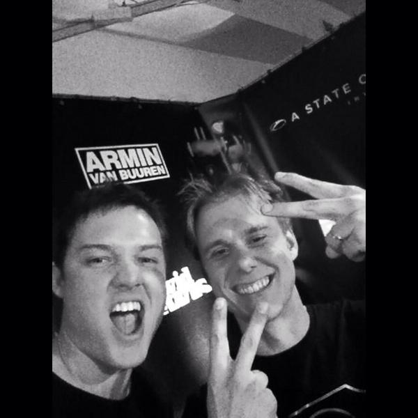 ArminFansMexico's tweet image. #TBT
Armin van Buuren &amp;amp; Tydi - #ASOT550 Kiev #ASOT #TranceFamily