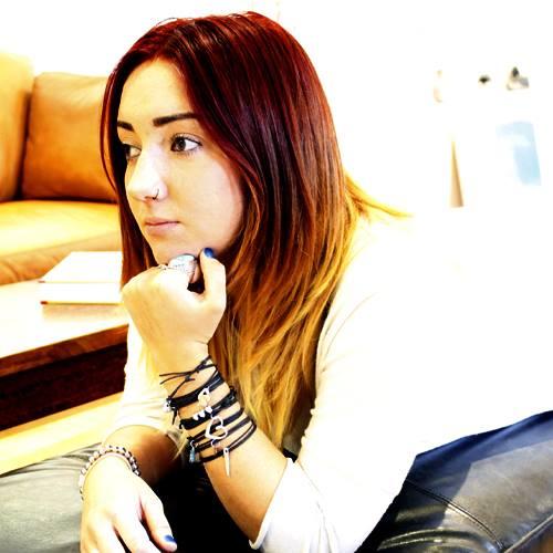 BakehseGallery's tweet photo. Introducing our new intern Harriett. Let loose with all our bits, this is the jewellery range she created. #student http://t.co/EIKwRk7hPP