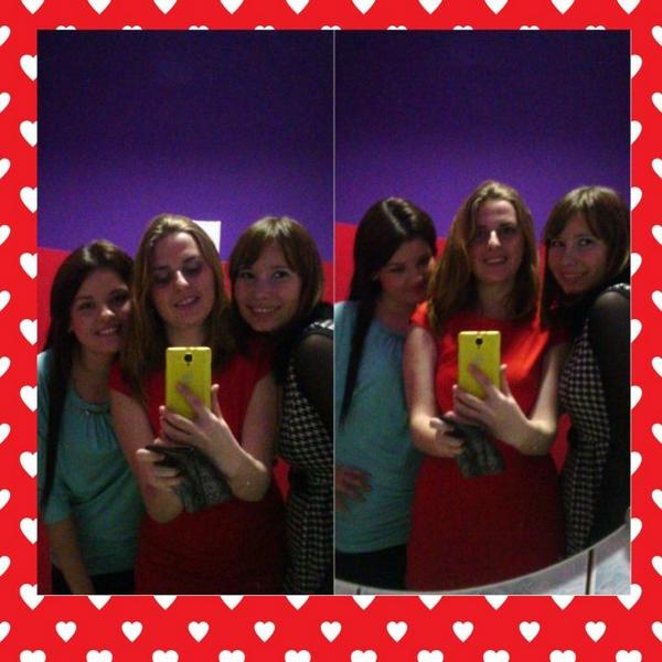 NasyAnna's tweet photo. Я скучаю ☺ http://t.co/TUN2QCMZjh