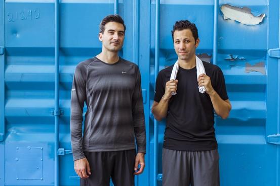 GangstaJournal's tweet image. The Workouts of Two Professional Fo  j.mp/1oAUelt
  #athleeeeeats #atlanticrecords #newyork #warnerbros