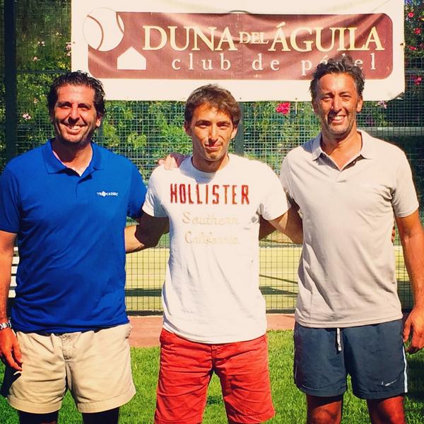 BegameSportE's tweet photo. Hoy comenzó el torneo de @puertotrocadero en el "Club Duna del Aguila". Primeros vencedores 🎾 http://t.co/0Se5lFV246