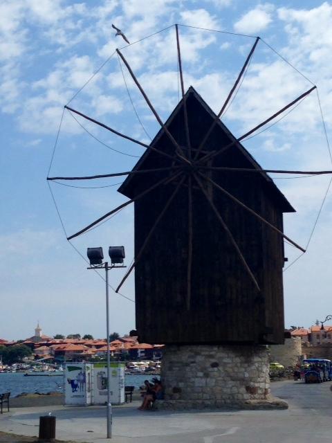 EU_ENV's tweet photo. Join Richard Rubbish and enjoy activities at #GenerationAwake exhibition in Nessebar, Bulgaria, on 9,10,16,17 August! http://t.co/QHWEhrlQo8