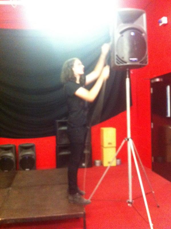 RedRProductions's tweet photo. Setting up the stage for Jesse Caxton later http://t.co/0YxMN67C0y