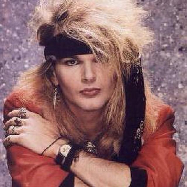  Happy Birthday, Rikki Rockett!            