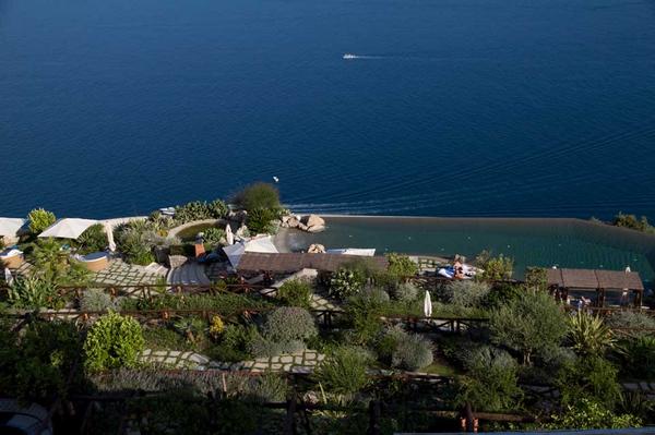 scattidigusto's tweet photo. Costiera Amalfitana. Monastero Santa Rosa, il paradiso va a tavola
http://t.co/o93XuX6Qx8 http://t.co/wrtzORPUHv