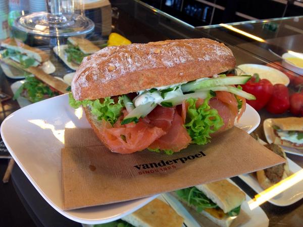 Panini zalm @vanderpoel Wilminkplein