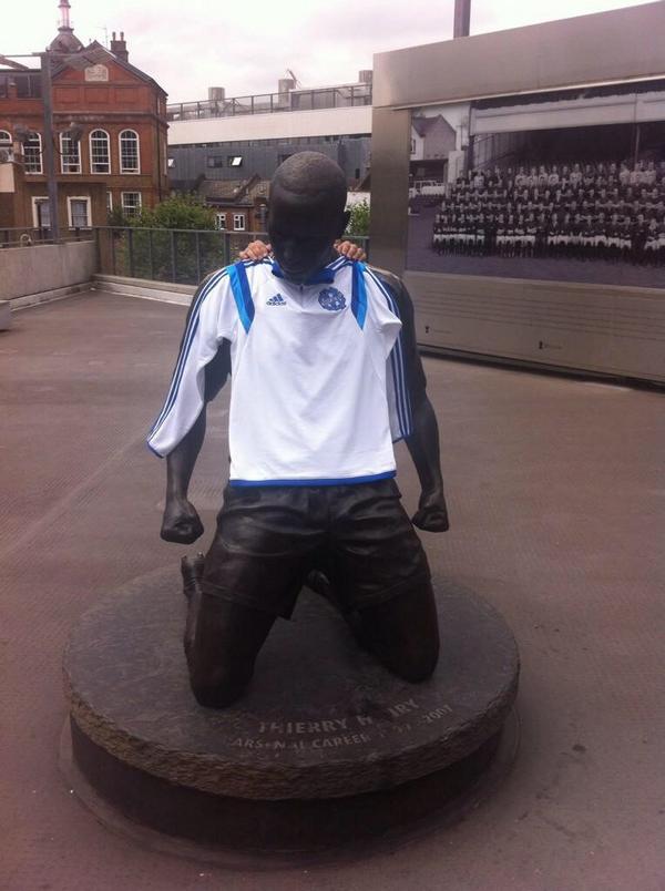 Debjam13's tweet photo. Il est pas beau Titi comme ça ? #TeamOM http://t.co/MacpN24bJ9