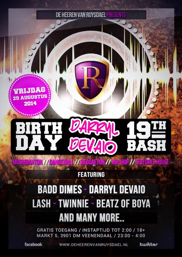_MashupEvents's tweet photo. 29 augustus @heerenvruysdael: bday bash @DarrylDevaio met oa @BaddDimes, @BeatzofBoya @DJTwinnie &amp; @djlashnl http://t.co/RWsUJyhg3R