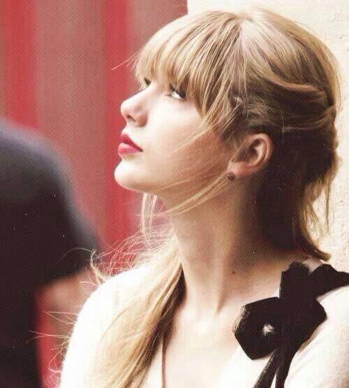 Twitter 上的 もも ていみたいに真正面美人 横顔美人になりたい Bestfandom14 Swifties Mtvhottest Taylor Swift Http T Co 7j0rrcq2by Twitter
