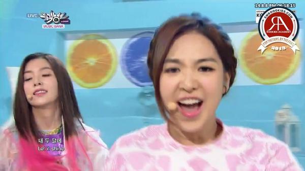 seulgisjoy's tweet photo. “@redbitch03: bae your face is just.. HAHAHAH http://t.co/uTzYrHF28U” she's a living meme