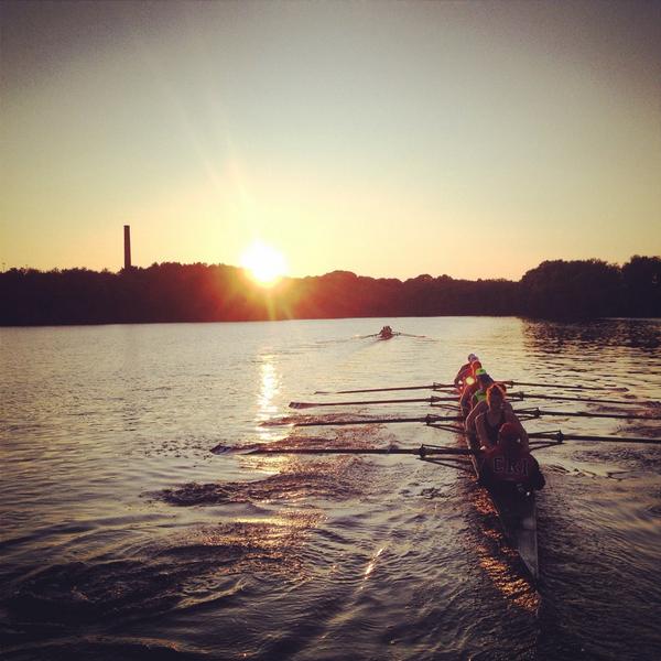 Earlylightbalt's tweet image. Beats working. On the Charles with @CRIBoston again.