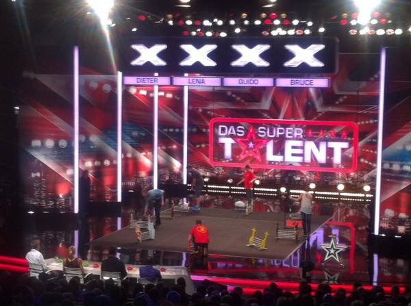 aeickmeyer's tweet image. Morgen letzter Tag der  AZ der Supertalent Castings in Bremen. Nächste Woche gehts in Wiesbaden weiter.