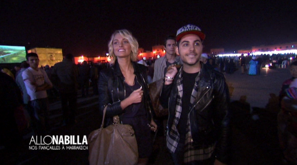 LIANTANRJ12's tweet photo. Ne manquez pas l'apparition de @caroreceveur et @AlbanBartoli dans #AlloNabilla !!! http://t.co/ydnpw6zK8X