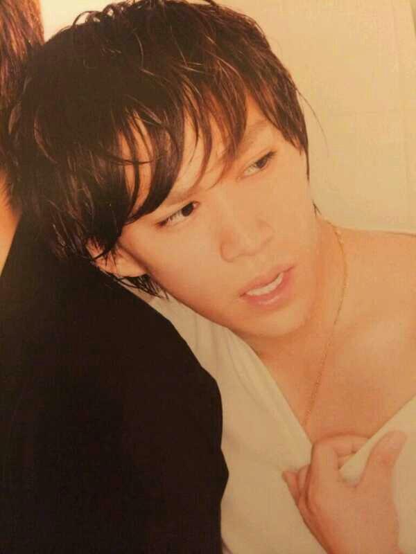 sNg_KEntO_sex's tweet photo. hello 千賀健永ですよー。

俺とLove Gameしてみない？
先に惚れた方が負けね。

躰だけの関係になろうよ。

左or右どっちになるかは君次代だよ、

            Rt      ＝        獲物 http://t.co/pI7k3MBOjO