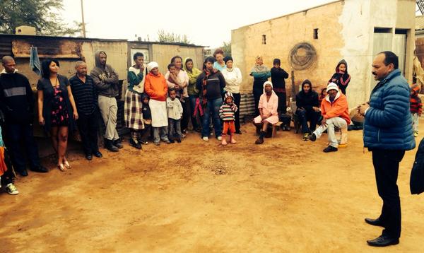 DABaviaans's tweet photo. Malcolm Figg MP addressing supporters at community meeting in Steytlerville. @DAEasternCape http://t.co/3zRv6cTKki