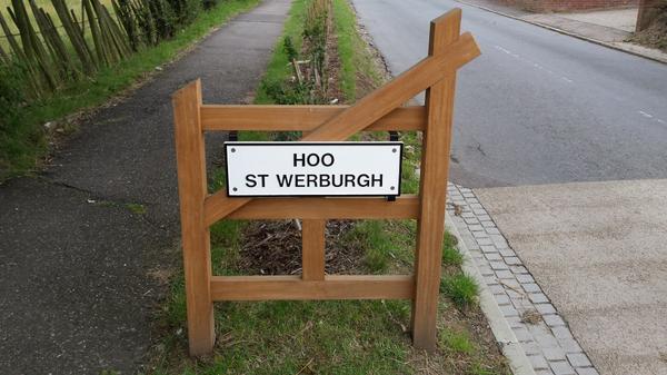 FitzWoolmer's tweet photo. Today we were down in Hoo, St Werburgh installing this town boundary sign. Luckily we missed the torrential rain! http://t.co/37hIM4n8GD