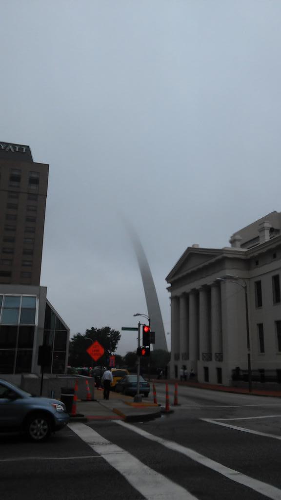 TheFlyinSqrl's tweet photo. A little foggy in St Louis @DustballRally http://t.co/yYlKCQhDC6