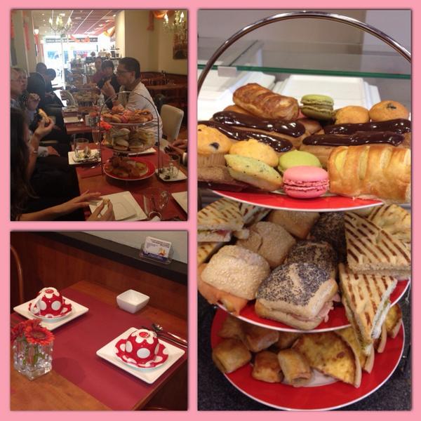 Onze heerlijke High Tea! Nu 12,50 p.p. En tevens iedere zondag mogelijk! #gezellig!!