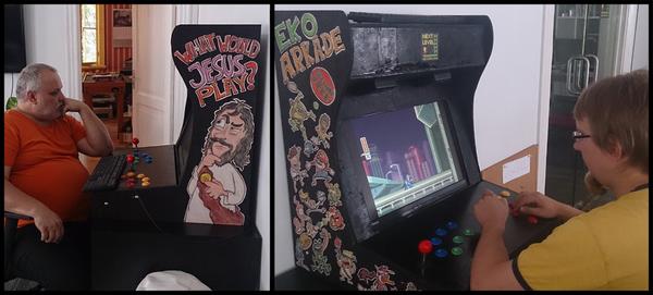 Īss ilustratīvs pastāsts kā es <a href="/raimis001/">Raimonds Ūdris</a> taisītai arkādei sānus zīmēju mildaslaiks.lv/archives/1158