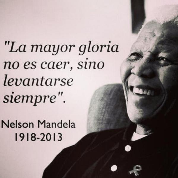 ___miriam___'s tweet photo. Y dormir para no pensar..#siestatime.
Psdt: Cuanta hipocresia hay en este mundo http://t.co/dewovgwATM
