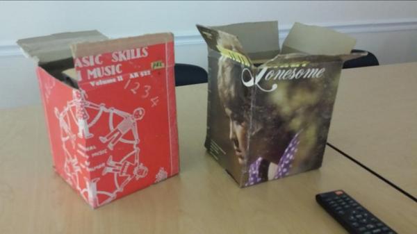 almostFreeStore's tweet photo. Coworkers at my "Real Job" are getting a couple of prototype #AlbumBox full of paperback books on our "Free" table http://t.co/zPozFfBNkX