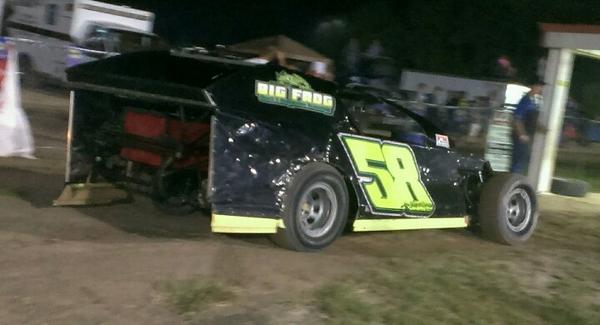 SoGaRacing's tweet image. Tonight @GoldnIslesSpdwy #LTD #DirtLM will qualify &amp;amp; run Heat Races. While #Emod &amp;amp; #SuperStreet run a complete show