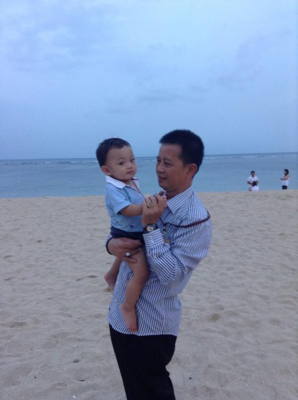 ooookas's tweet photo. Pipoy di Bali Pantai...... http://t.co/IsGMKuhQiG