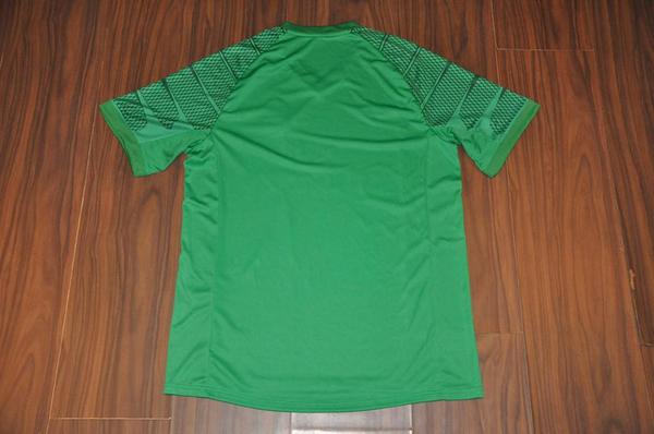 CamisWold's tweet photo. Portero ACMilan http://t.co/YKxckKzSzp