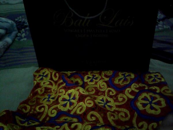 jalan-jalan ke bulfest liat stand distro suami eh ada stand butik  niat awal jalan2 aja jdi keluar duit dh hehe :D