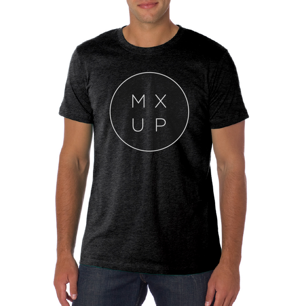 adouglas20's tweet photo. @blakeallen @DesignersMX I'd totally buy this shirt 😎 http://t.co/73CnAkqsVl