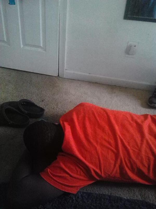 TheRealLurk's tweet photo. @TL90s This nigga http://t.co/sfLPqBpUSe