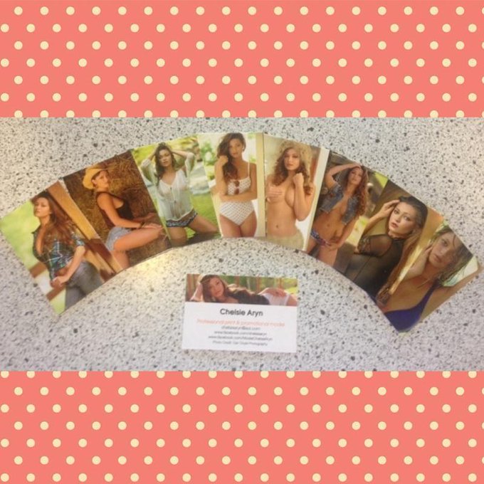 love getting surprises in the mail #greatfriends #perfectgift #businesscards by @overheardatmoo #lovethem