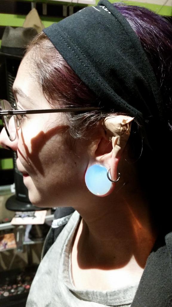 Show_Me_War's tweet image. I had my ears pointed yesterday!!! &amp;lt;3 
#elf #earpointing #fuckyes #plugs